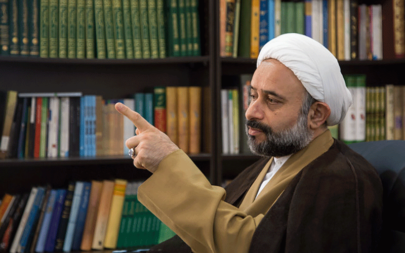 نظر نقویان درباره دخترانی که کشف حجاب کردند