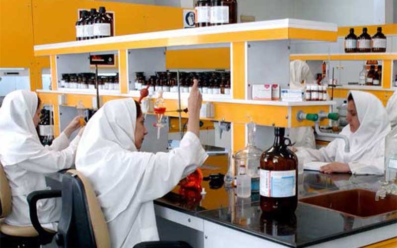 وزارت بهداشت بحران دارویی را جدی نمی گیرد/حال ناخوش صنعت داروسازی