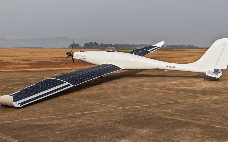 پرواز موفق هواپیمای خورشیدی خودران