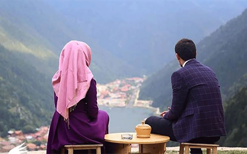 چرا مردان با زنان بزرگتر از خود ازدواج میکنند؟