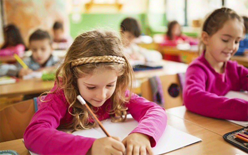 بررسی فرایند های رفتاری کودک با استفاده از هوش مصنوعی