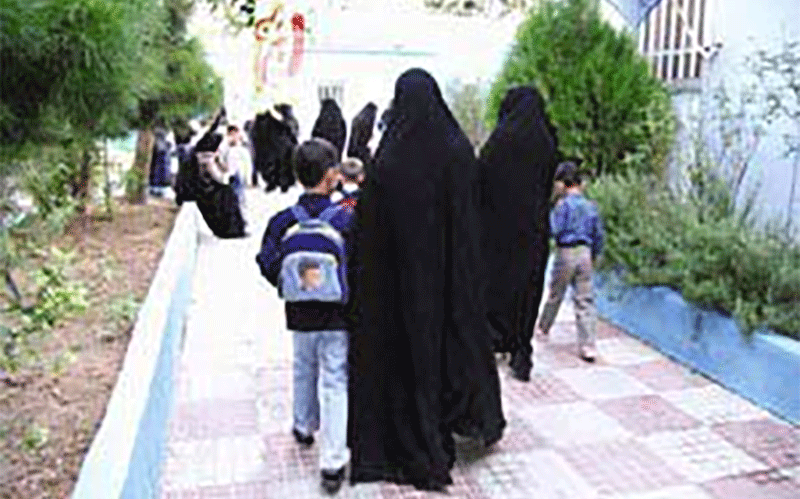 دریافت «پول» بابت هزینههای متفرقه مدارس تخلف است