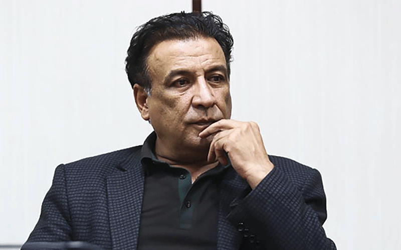 عبدالرضا اکبری روی صحنه تئاتر میرود