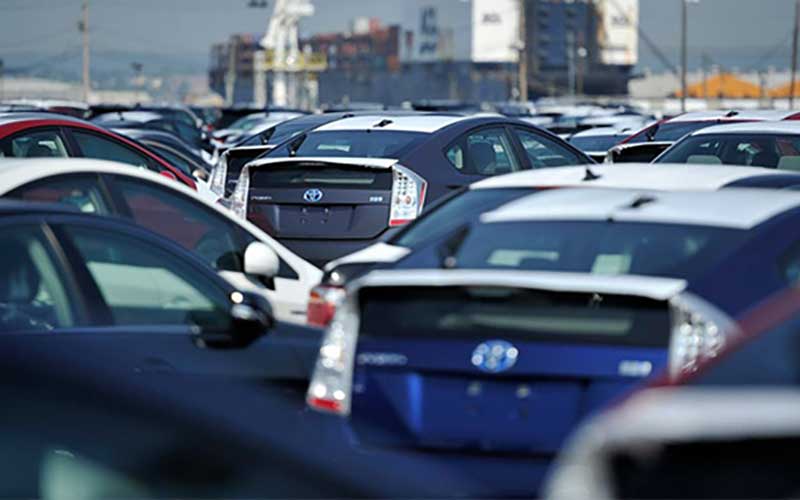 رئیس دادگستری تهران: پرونده واردات خودرو گستردهتر از پروندههای سکه، ارز و واردات موبایل است / «م. ر» همچنان در بازداشت است