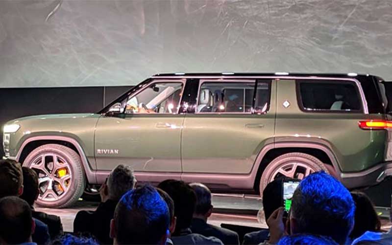 شاسی بلند برقی ریوین R1S رونمایی شد