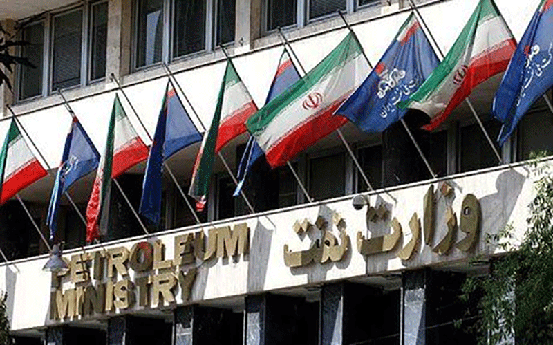 بازخوانی کارنامه پدرخواندگان کم سن و سال در وزارت نفت