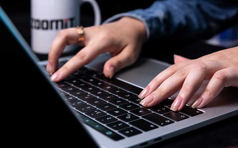 قیمت کالاهای دیجیتال تا نیمه آذر ۴۰ درصد کاهش مییابد