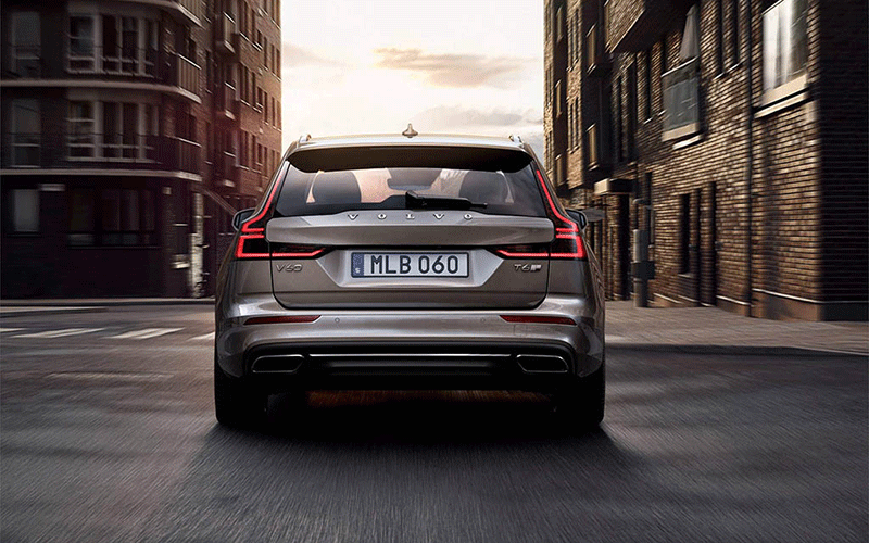 معرفی مشخصات ولوو V60 مدل 2019