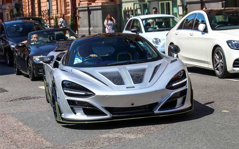 مک لارن 720S تیونینگ منصوری در خیابانهای لندن