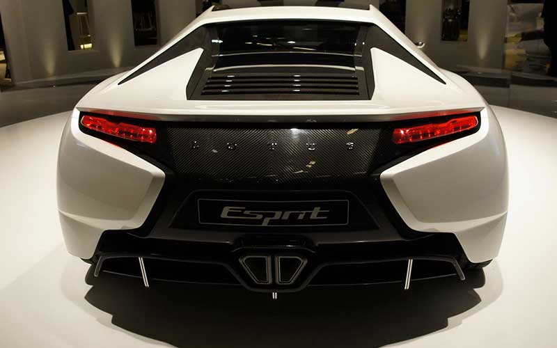 آیا ابرخودروی برقی لوتوس جانشین بوگاتی شیرون میشود؟