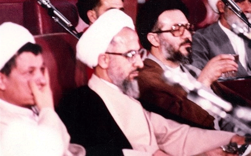 چرا موسوی خویینیها که ۱۰ سال یکبار هم مصاحبه نمیکند، در سالگرد هاشمی این حرفها را میزند؟