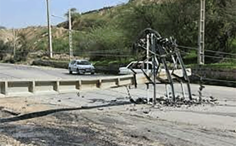 سقوط تیر برق؛ جان کارگری را گرفت