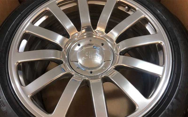 فروش رینگ و تایر بوگاتی ویرون با قیمت ۱۰۰ هزار دلار
