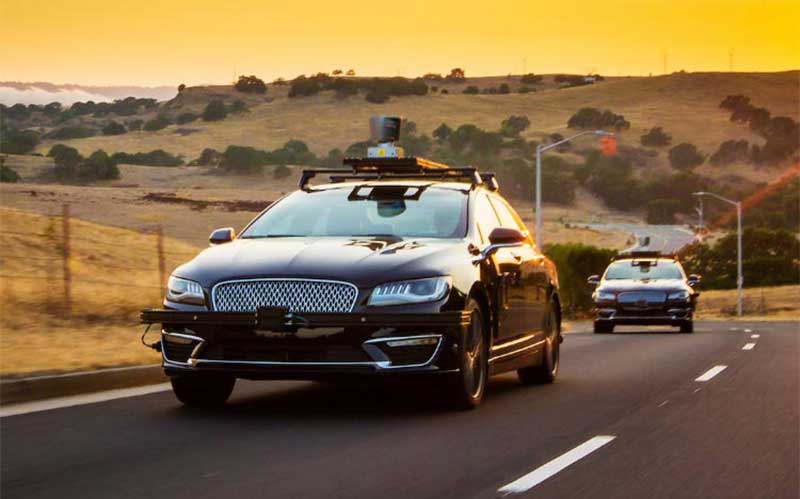 سرمایهگذاری میلیارد دلاری جنرال موتورز و آمازون در برند ریوین