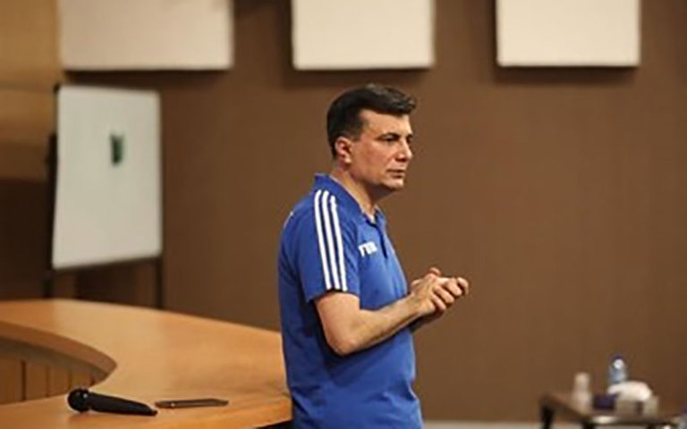 VAR