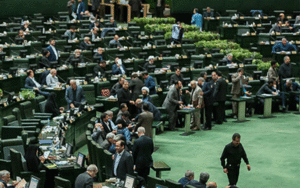 تابلوهای راهنمایی و هشداردهنده