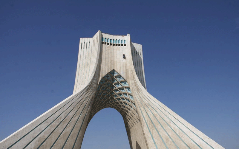 تعطیلی برج ازادی