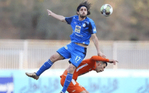 هافبک عراقی استقلال