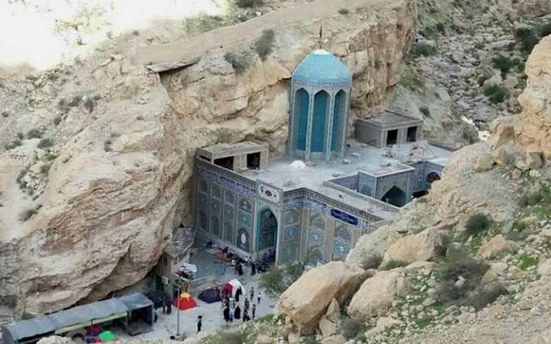 اوقاف: کلیپ ریزش وحشتناک کوه در حرم بیبی حکیمه کهگیلویه و بویراحمد کذب است حرم بیبی حکیمه