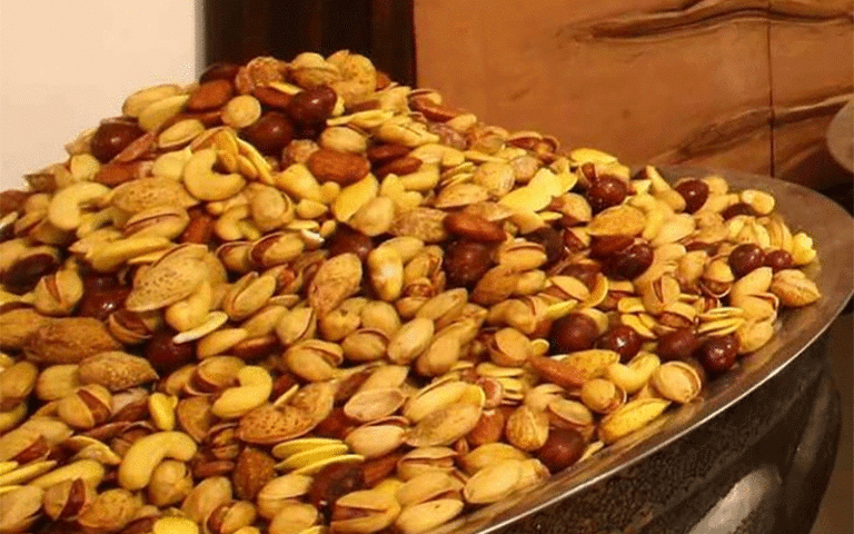 دستگیری محتکر میلیاردی آجیل