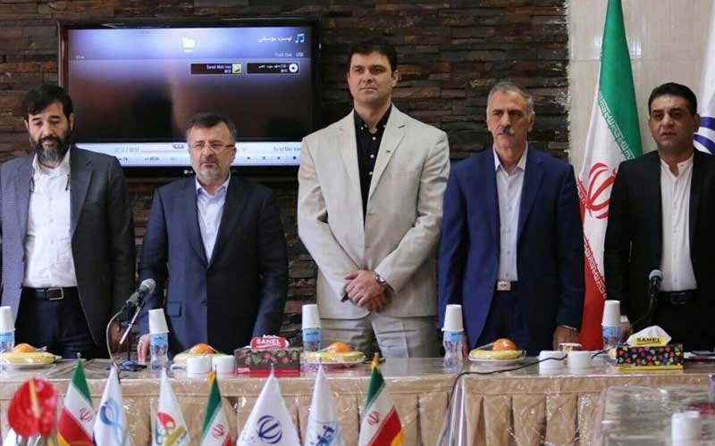 داورزنی: همه باید به قایقرانی کمک میکنیم که اگر نکنیم به کشورمان خیانت کردهایم