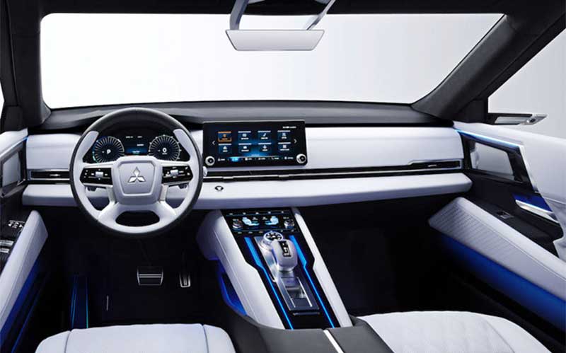 کراس اور مفهومی میتسوبیشی Engelberg Tourer معرفی شد