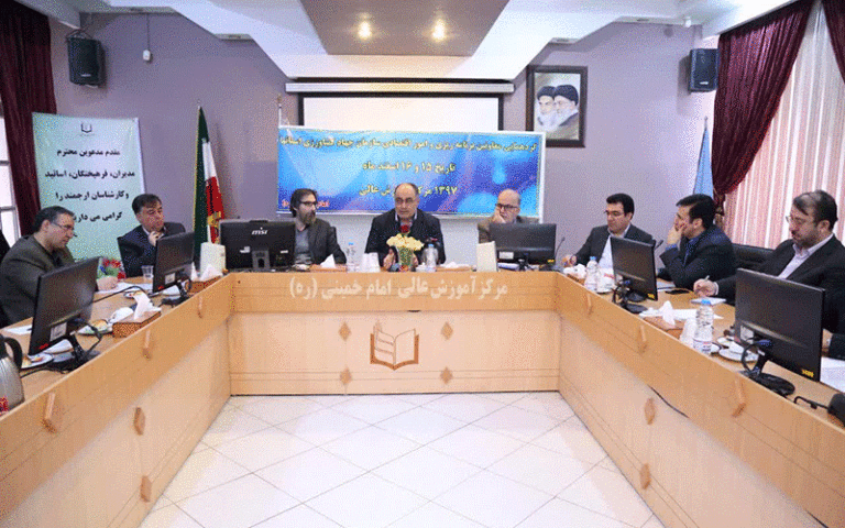خوداتکایی کشور