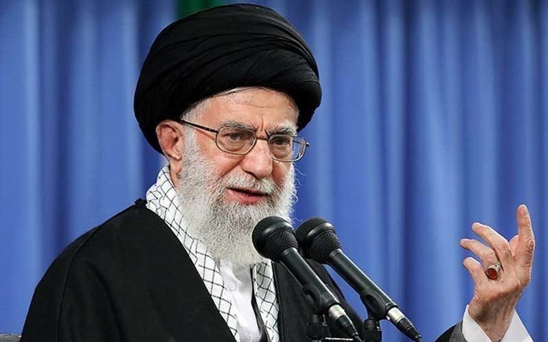 آیت الله خامنه‌ای