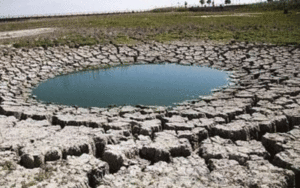 آب زیرزمینی