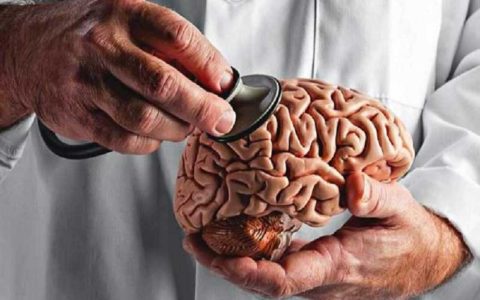 نشانههای هشدار دهنده تومور مغزی 1 نشانههای هشدار دهنده تومور مغزی 30 17 سرطان مغز, تومور مغزی
