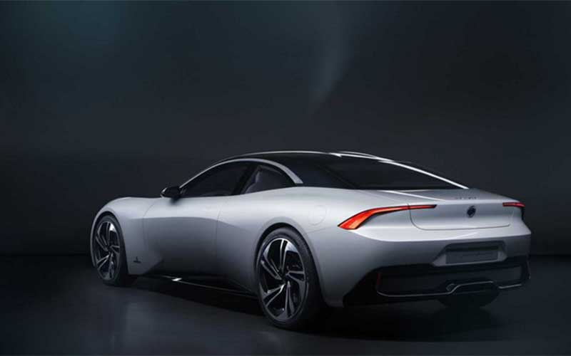 کارما پینین فارینا و Revero GT رونمایی شدند