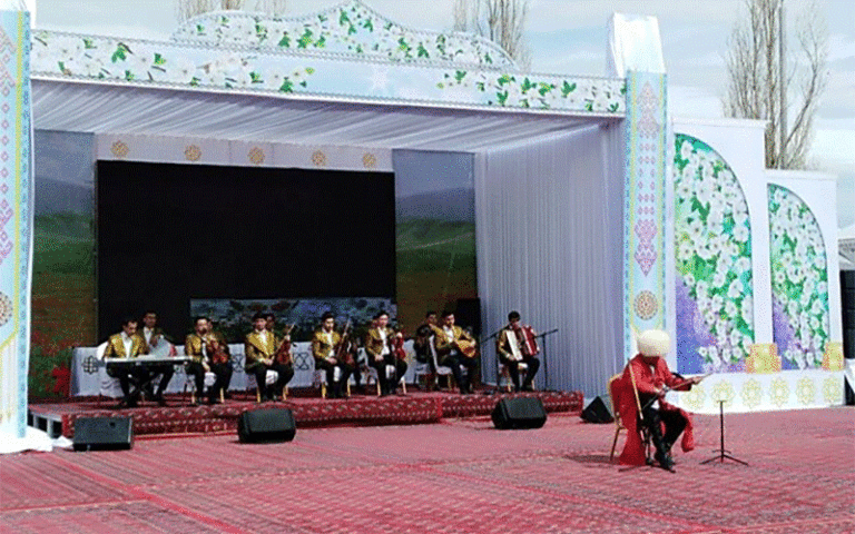 نوروزگاه مشترک ایران و ترکمنستان در مرز