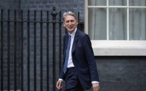 وزیر دارایی انگلیس