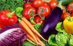 کاهش قیمت پیاز و سیب زمینی