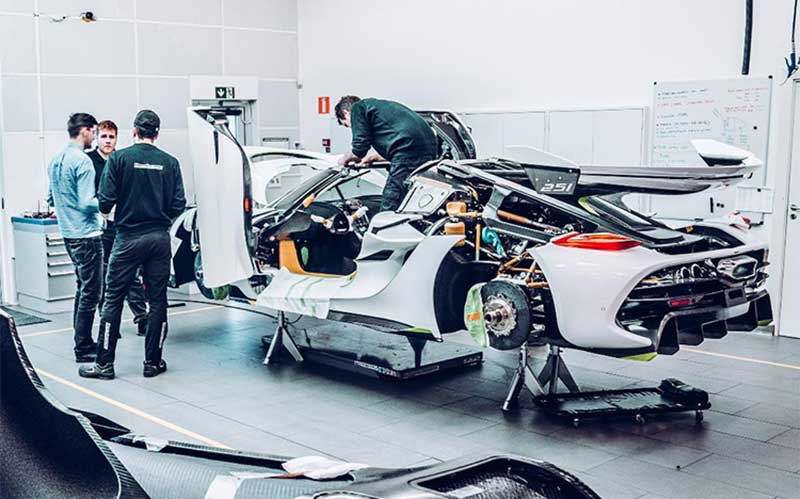 ابرخودروهای کونیگزگ چگونه ساخته میشوند؟