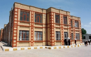 دانش آموز شیروانی
