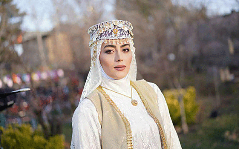 کار کمدی