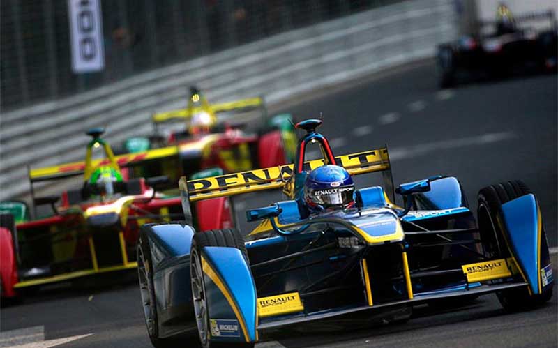 چرا خودروسازان آلمانی در مسابقات فرمول E شرکت میکنند؟