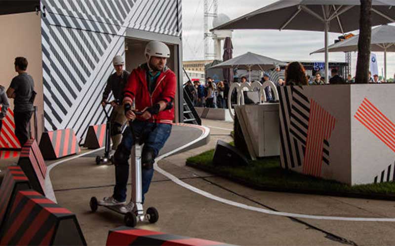 چرا خودروسازان آلمانی در مسابقات فرمول E شرکت میکنند؟