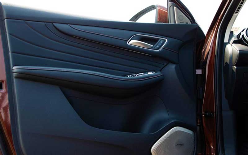 نگاهی به نسل جدید MG GS نگاهی به نسل جدید MG GS
