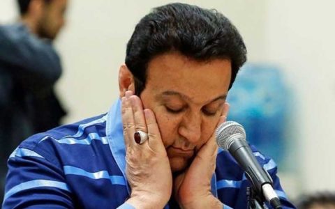 حکم حسین هدایتی صادر شد: ۲۰ سال زندان، بازگرداندن ۴۸۸ میلیارد تومان و ۷۴ ضربه شلاق 1 حکم حسین هدایتی صادر شد: ۲۰ سال زندان، بازگرداندن ۴۸۸ میلیارد تومان و ۷۴ ضربه شلاق
