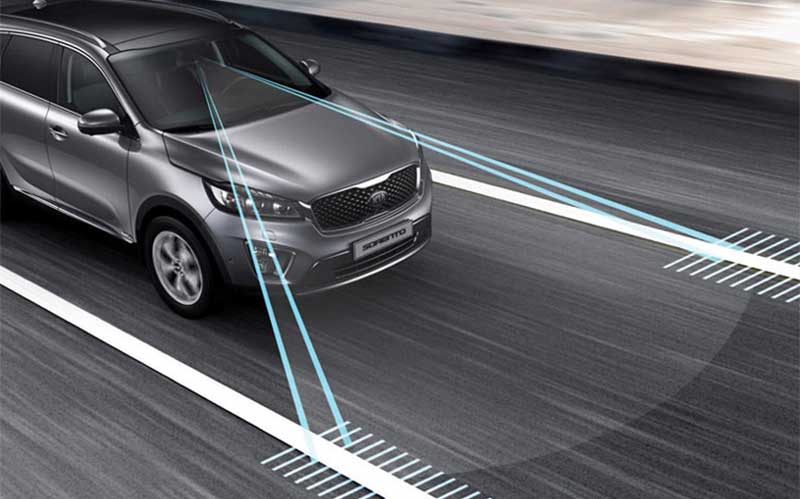 کمبود فناوری؛ عامل بیاعتمادی مردم به خودروهای خودران