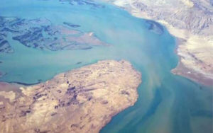 تنگه هرمز