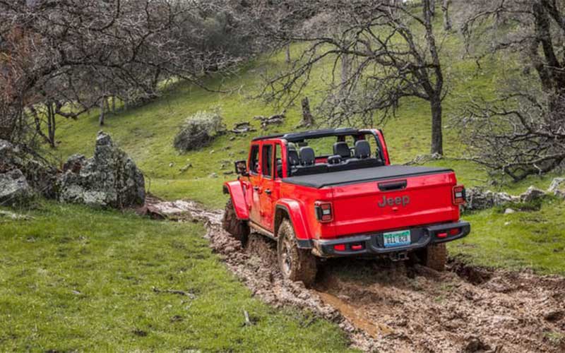 نگاهی عمیق به جیپ گلادیاتور مدل ۲۰۲۰