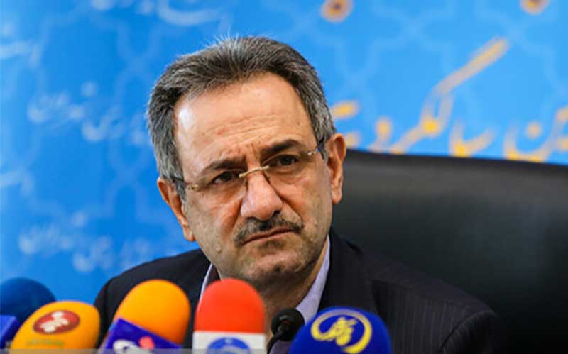 استاندار تهران: ۳۵۰۰ هکتار گلخانه در استان داریم