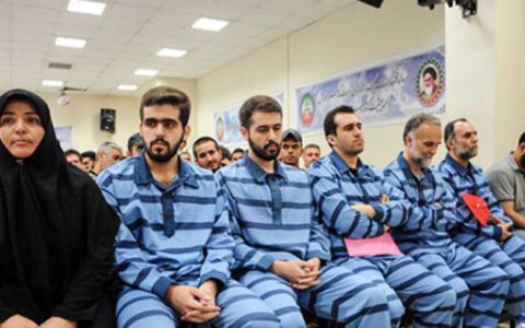 کلاه‌برداری در شرکت گریس‌بند به سبک خانوادگی