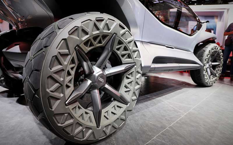 شاسی بلند مفهومی آئودی AI:TRAIL کواترو رونمایی شد
