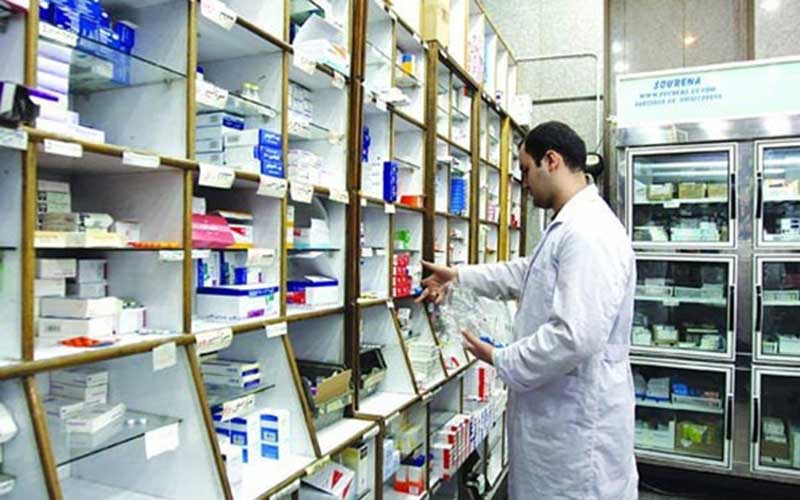 مصوبه توزیع متادون در داروخانه ها باید بازبینی شود