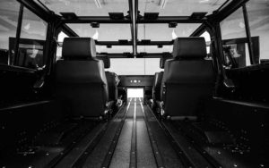 مدل پیشتولید شاسی بلند برقی و آفرود بولینگر رونمایی شد