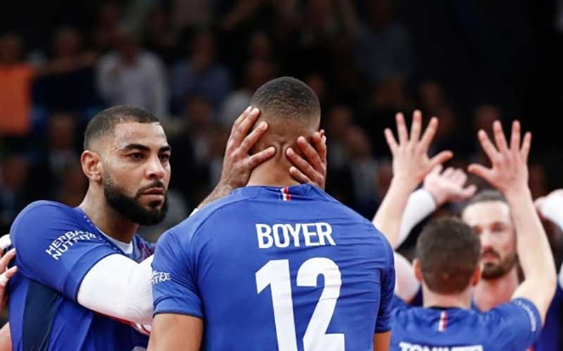 درگیری فیزیکی دو بازیکن تیم ملی والیبال فرانسه